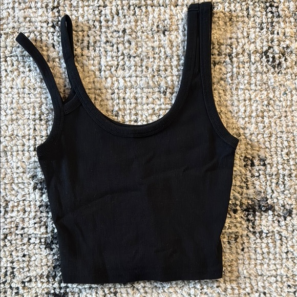 Abercrombie & Fitch Tops - Abercrombie & Fitch Black Ribbed Tank Top